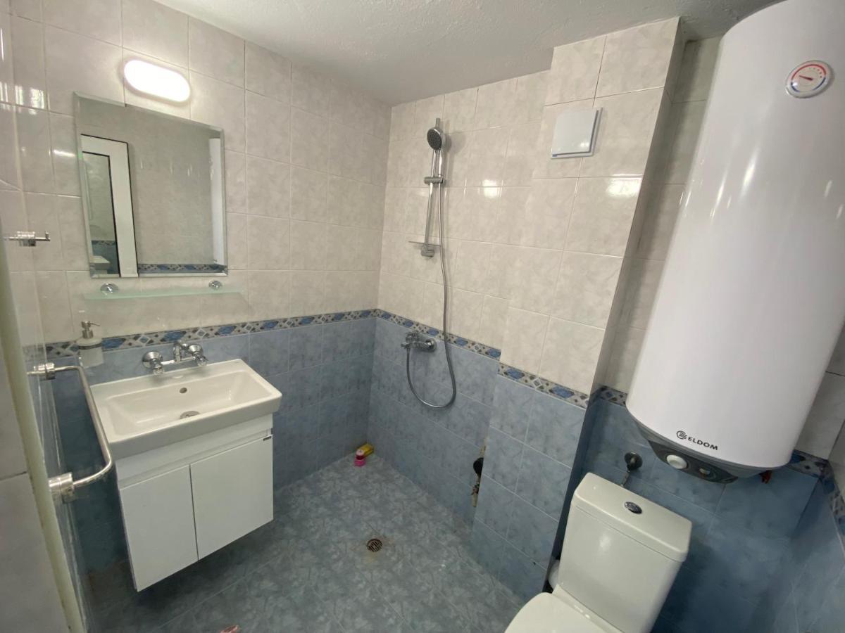 Centrally Located Apartment In Варна Екстер'єр фото