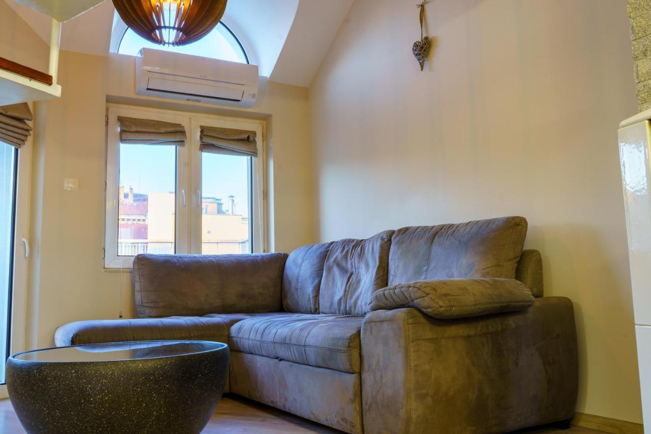 Centrally Located Apartment In Варна Екстер'єр фото
